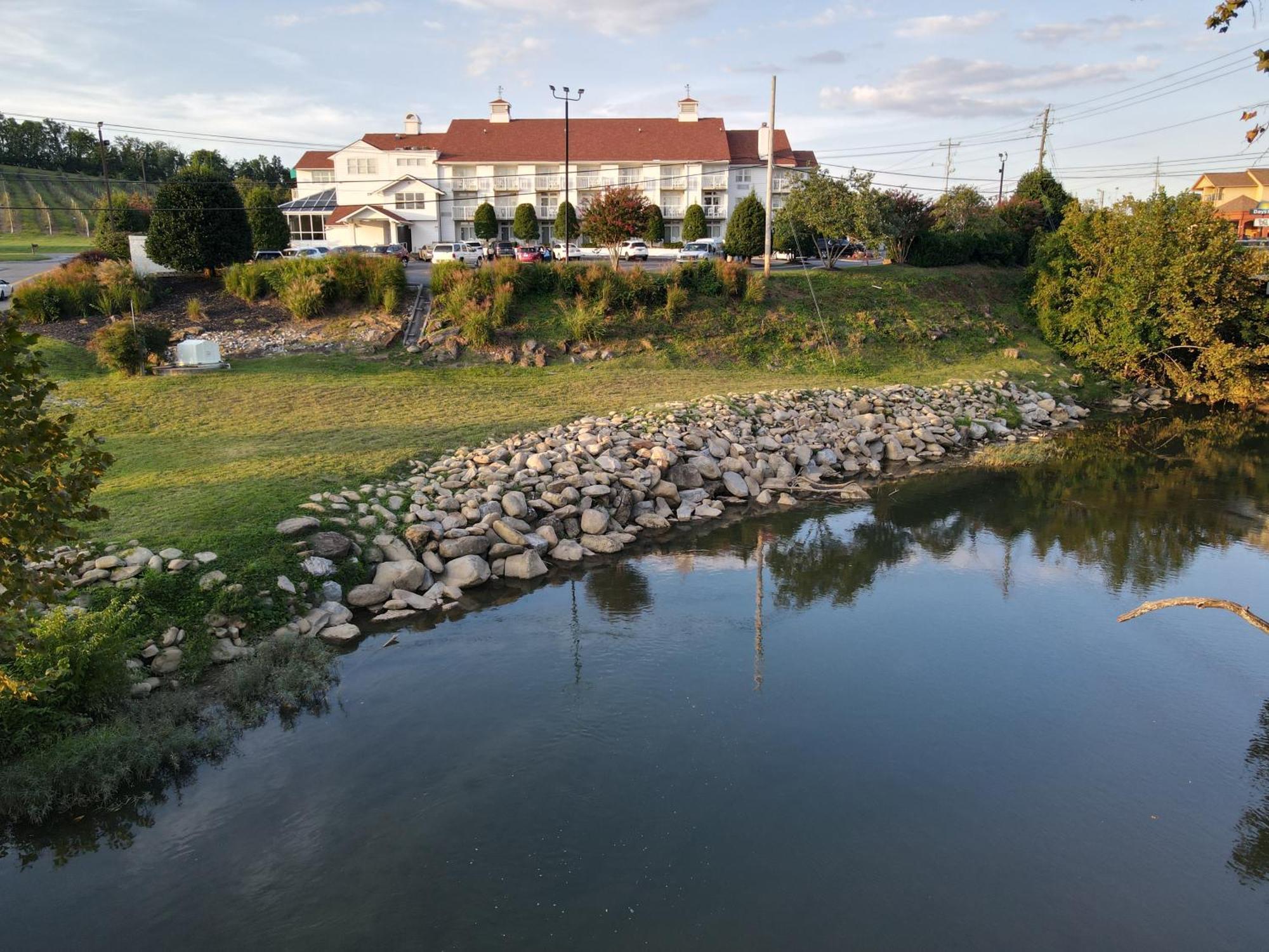 The Inn At Apple Valley, Ascend Hotel Collection Sevierville Exterior foto